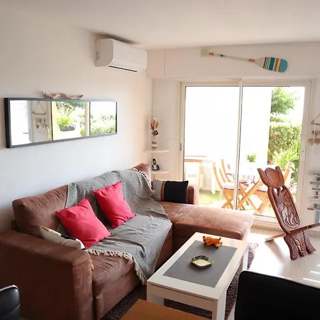 Holiday home Le Cap Nere Saint-Raphael (Var)