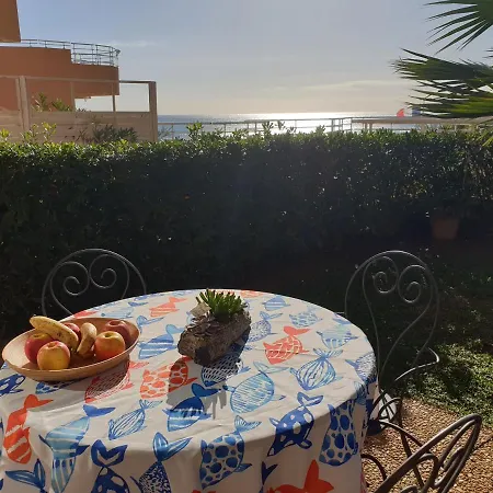 Le Cap Nere 펜션 Saint-Raphaël
